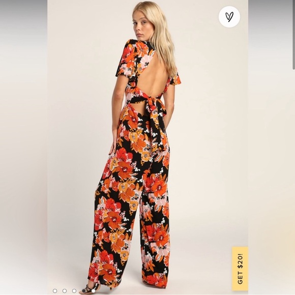 Lulu’s Getaway Vibes Black Floral Print Short Sleeve Wide-Leg Jumpsuit - Picture 2 of 5